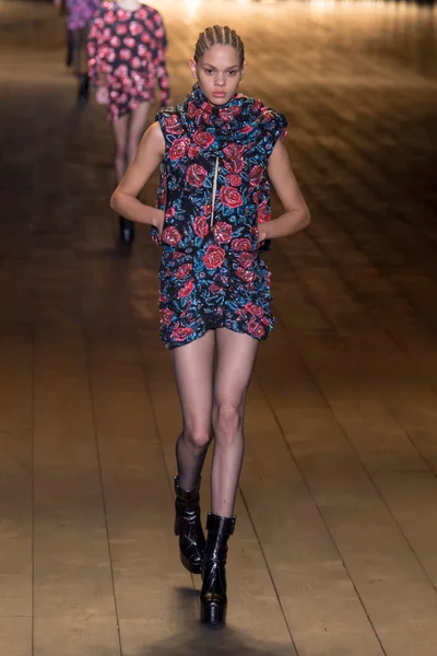 Look 82